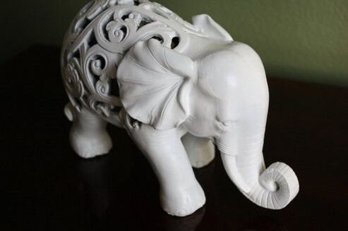 Elefantenfigur als Glücksbringer